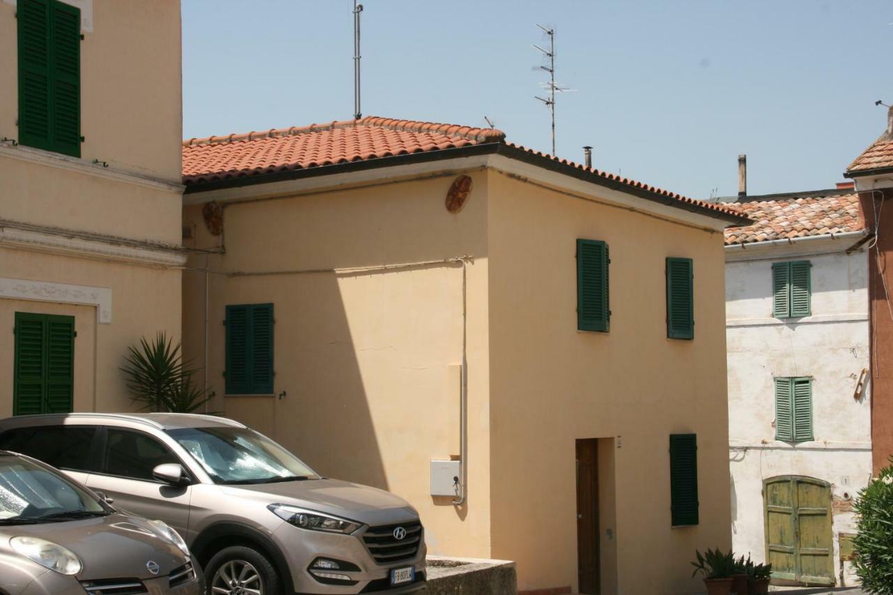 Borgo Antico Apartment Montemarciano Exterior photo
